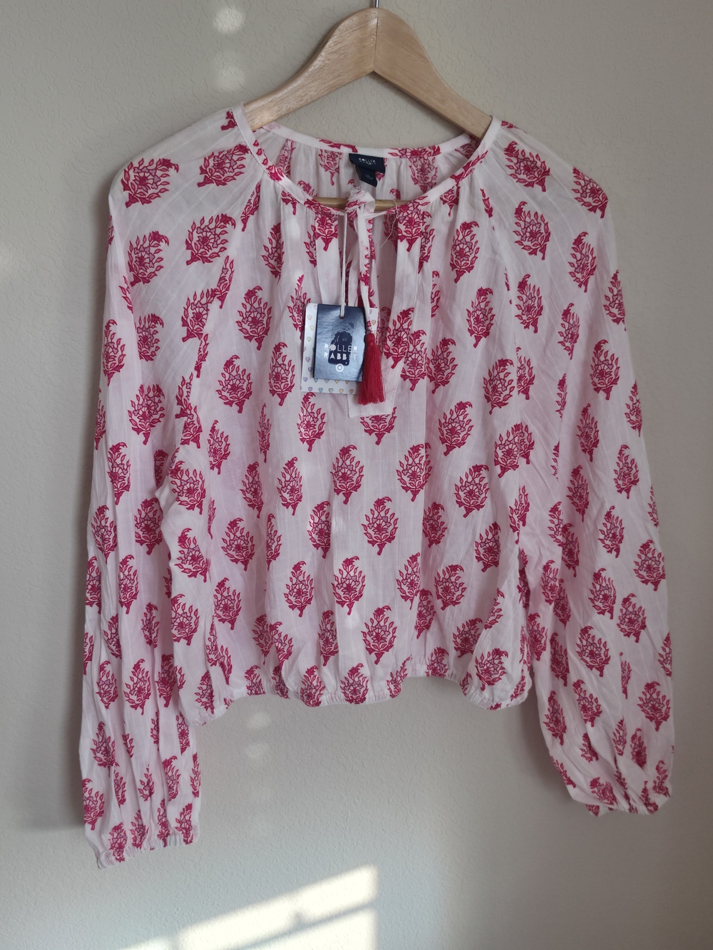 Roller Rabbit White Blouse with Pink Floral Print NWT L